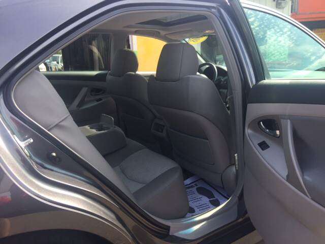 2008 Toyota Camry SE 4dr Sedan 5M